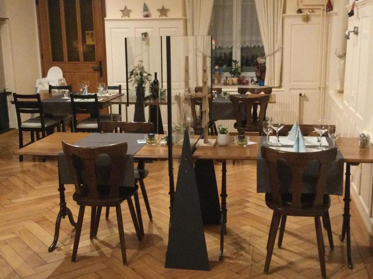 拉本酒店餐厅 Linthal 外观 照片