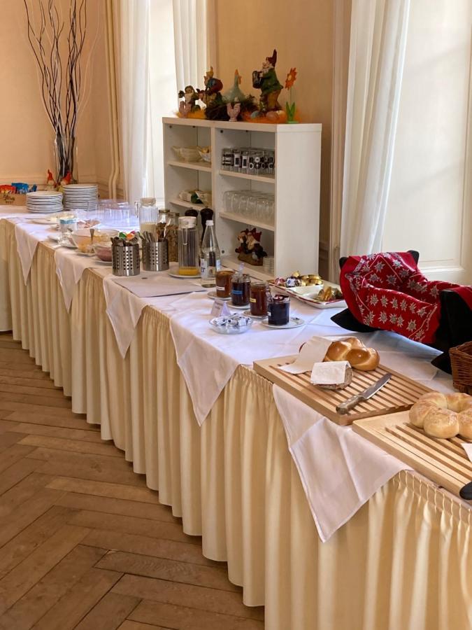 拉本酒店餐厅 Linthal 外观 照片